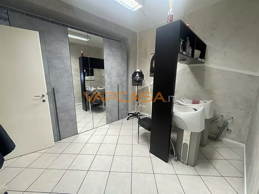 negozio in vendita a Romano di Lombardia