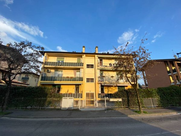 appartamento in vendita a Romano di Lombardia in zona Piscine