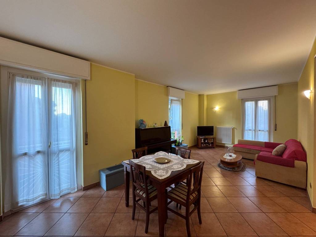 appartamento in vendita a Romano di Lombardia