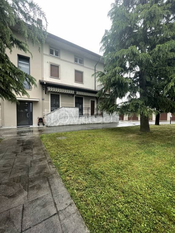 appartamento in vendita a Romano di Lombardia