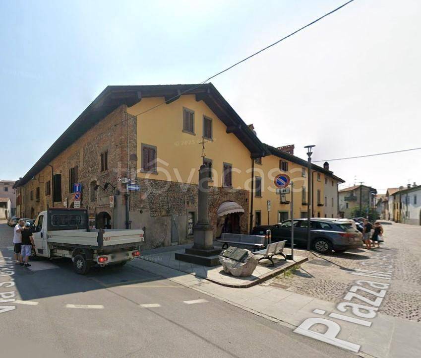 ufficio in vendita a Romano di Lombardia