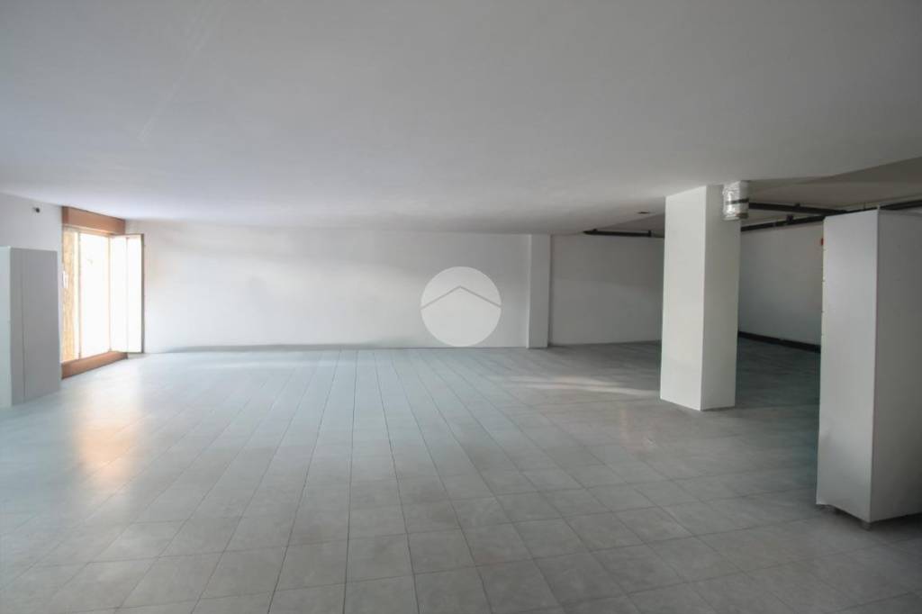 appartamento in vendita a Romano di Lombardia in zona Piscine