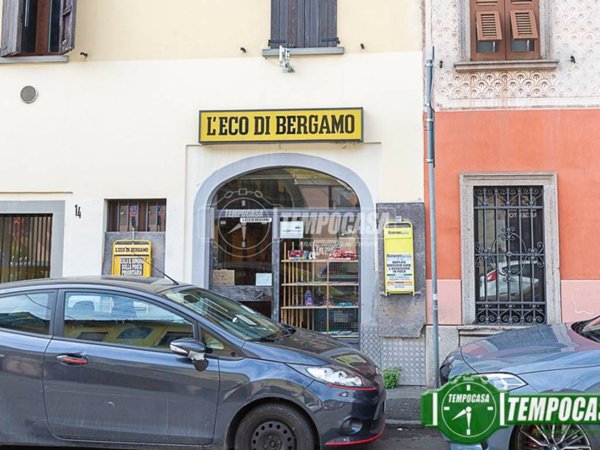 negozio in vendita a Romano di Lombardia