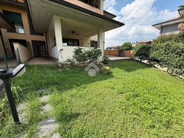 appartamento in vendita a Romano di Lombardia in zona Albarotto