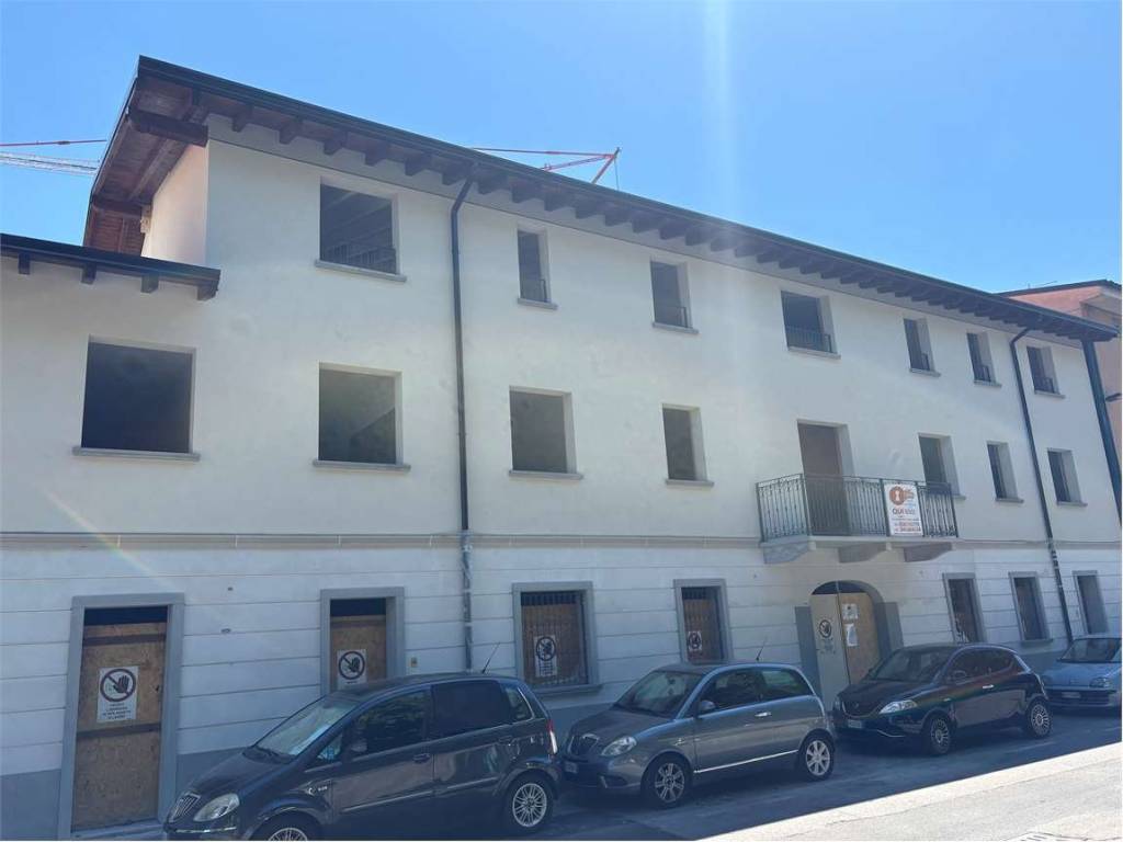 appartamento in vendita a Romano di Lombardia in zona Piscine