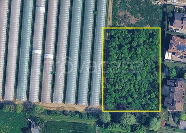 terreno agricolo in vendita a Romano di Lombardia