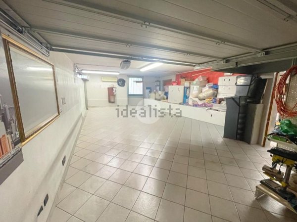 locale di sgombero in vendita a Romano di Lombardia