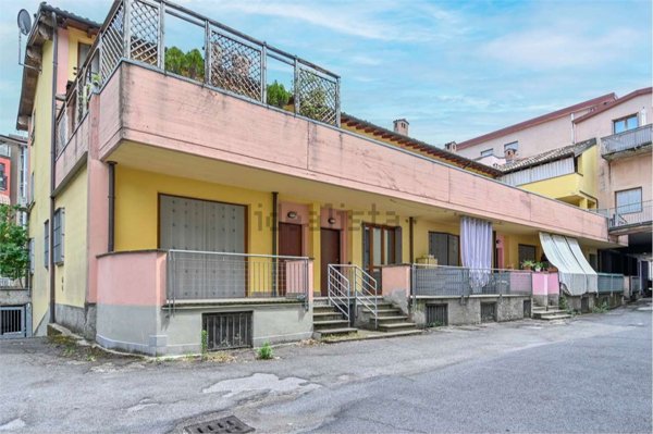 appartamento in vendita a Romano di Lombardia in zona Piscine