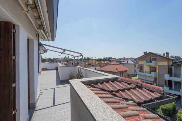 appartamento in vendita a Romano di Lombardia in zona Piscine