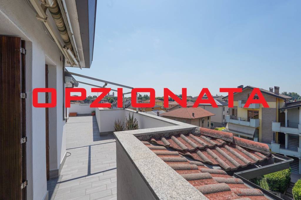 appartamento in vendita a Romano di Lombardia in zona Piscine