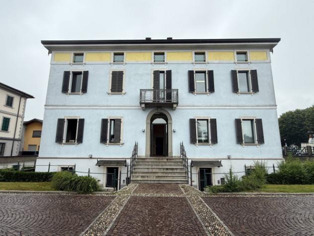 ufficio in vendita a Romano di Lombardia