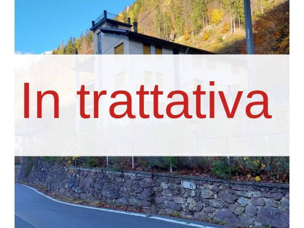 intera palazzina in vendita a Roncobello