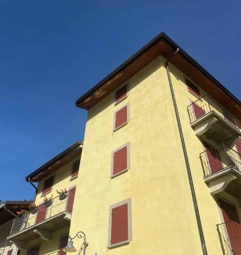 intera palazzina in vendita a Roncobello