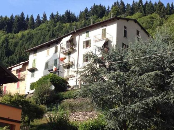 appartamento in vendita a Roncobello