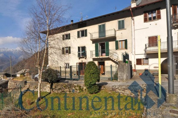 casa semindipendente in vendita a Roncobello in zona Bordogna