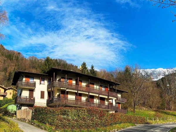 appartamento in vendita a Roncobello in zona Bordogna