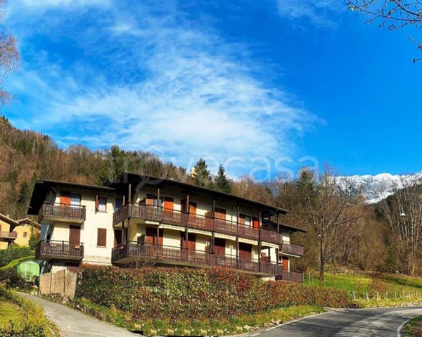 appartamento in vendita a Roncobello in zona Bordogna