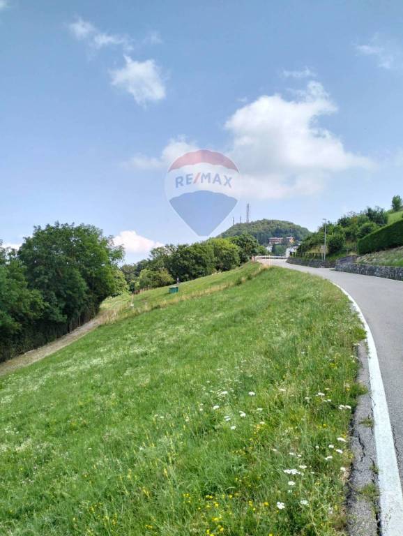 negozio in vendita a Roncola