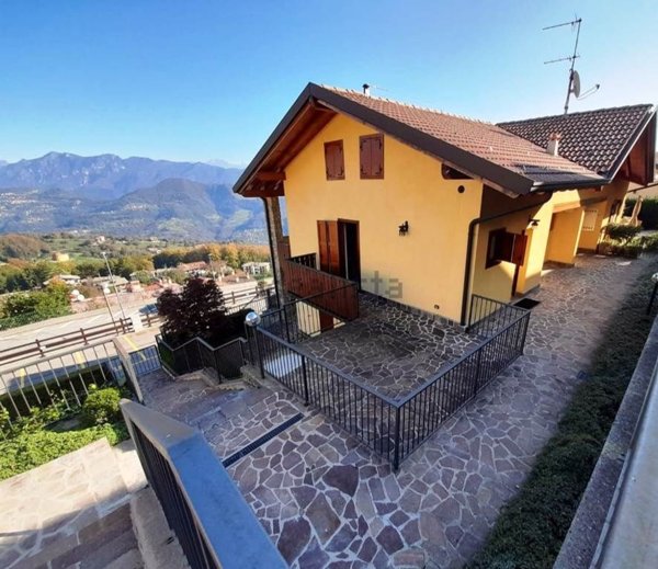 appartamento in vendita a Roncola