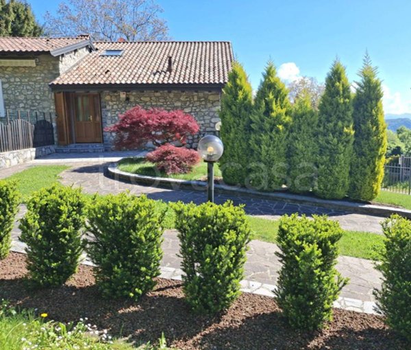 casa indipendente in vendita a Roncola