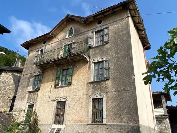 casale in vendita a Roncola