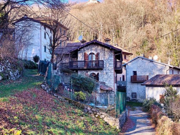 casa indipendente in vendita a Roncola