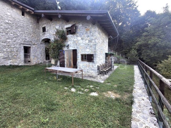 casa indipendente in vendita a Roncola