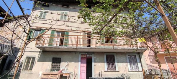 casa indipendente in vendita a Rota d'Imagna