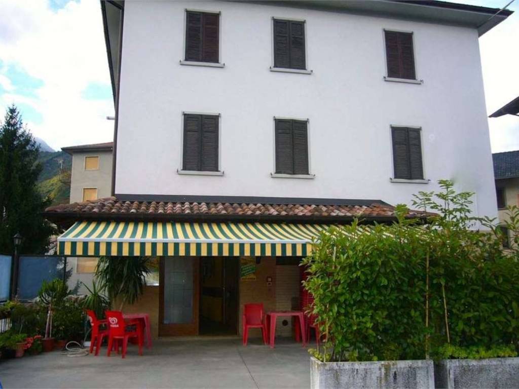 casa indipendente in vendita a Rota d'Imagna