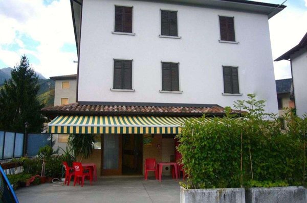 casa indipendente in vendita a Rota d'Imagna