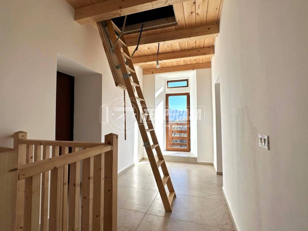 casa indipendente in vendita a Rota d'Imagna