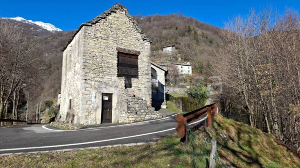 appartamento in vendita a Rota d'Imagna