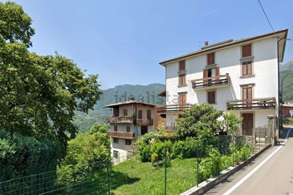 casa indipendente in vendita a Rota d'Imagna