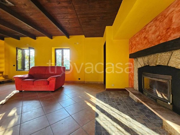 casa indipendente in vendita a Rota d'Imagna