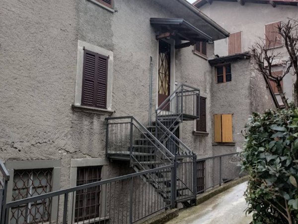 appartamento in vendita a Rota d'Imagna