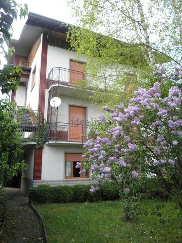 casa indipendente in vendita a Rota d'Imagna
