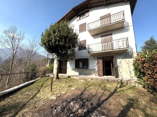 casa indipendente in vendita a Rota d'Imagna