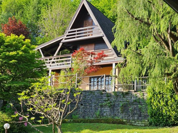 casa indipendente in vendita a Rota d'Imagna