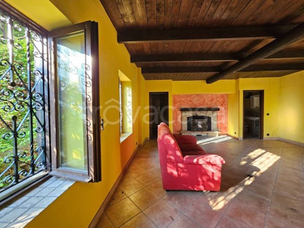 casa indipendente in vendita a Rota d'Imagna