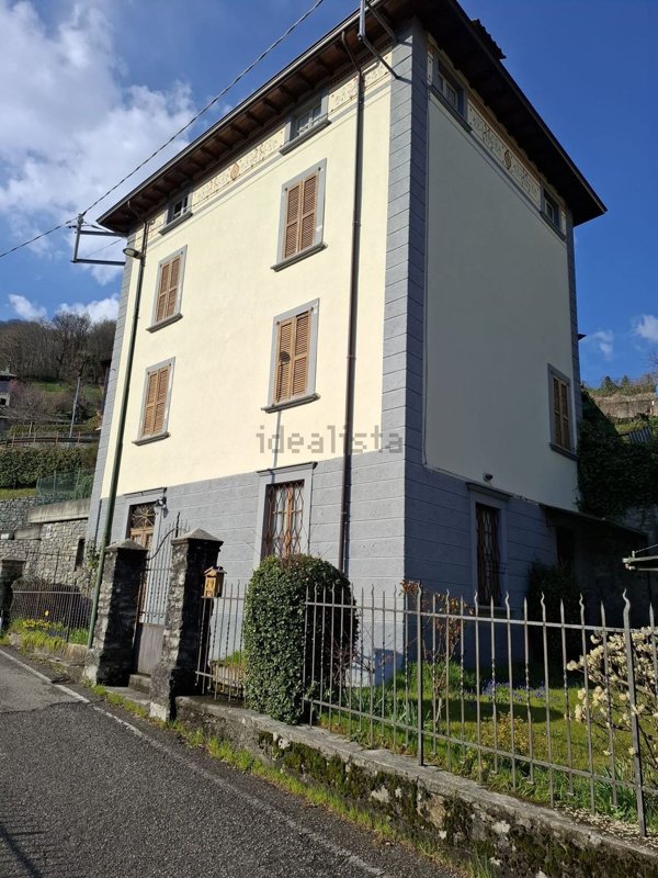 casa indipendente in vendita a Rota d'Imagna