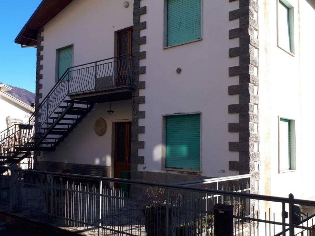 appartamento in vendita a Rota d'Imagna