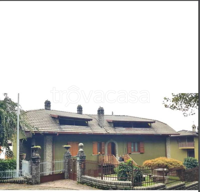 appartamento in vendita a Rota d'Imagna