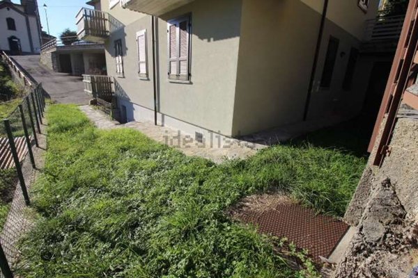 appartamento in vendita a Rota d'Imagna