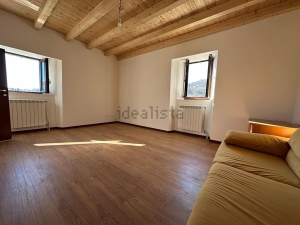 casa indipendente in vendita a Rota d'Imagna