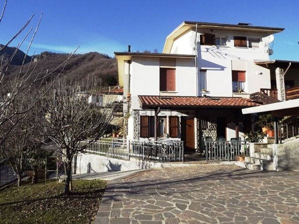 casa indipendente in vendita a Rota d'Imagna