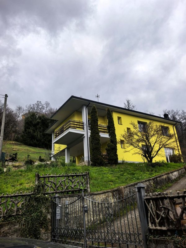 casa indipendente in vendita a Rota d'Imagna