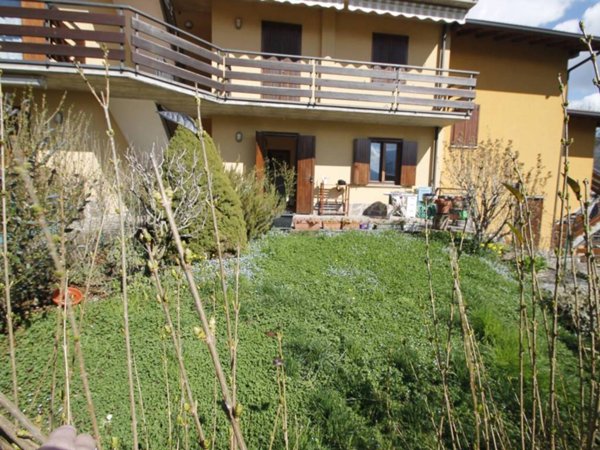 appartamento in vendita a Rota d'Imagna