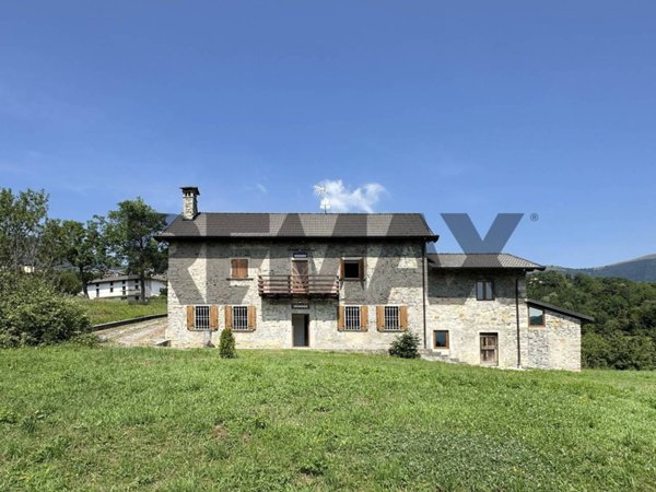 casa indipendente in vendita a Rota d'Imagna