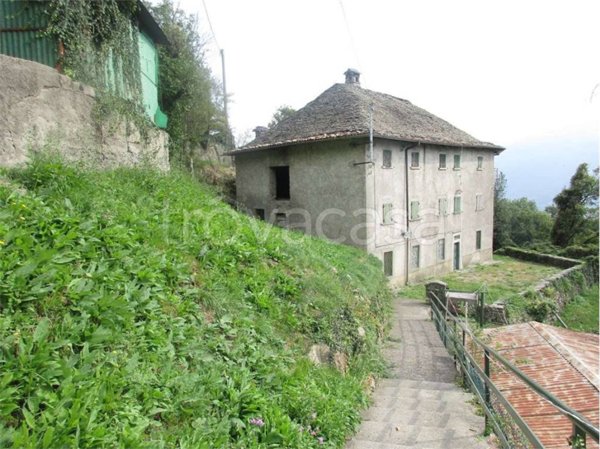 casa indipendente in vendita a Rota d'Imagna