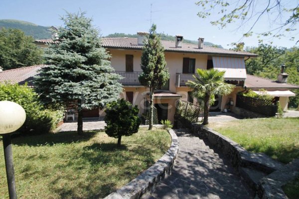 appartamento in vendita a Rota d'Imagna